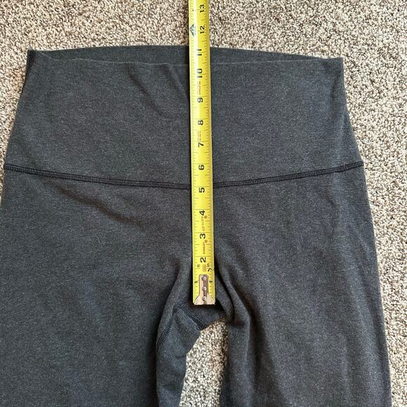 Lululemon Wonder Under Roll Down dark gray cropped leggings size 10 - Picture 10 of 11